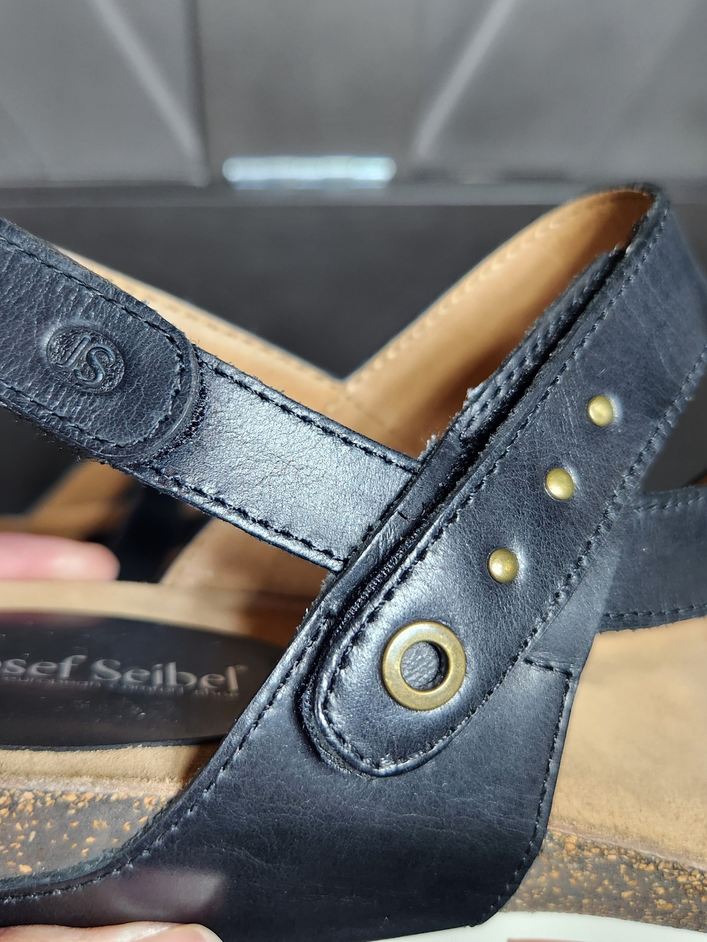 Josef Seibel Comfort Leather Strappy Black Women’s EU 40 US 9 Sandal - Picture 4 of 9
